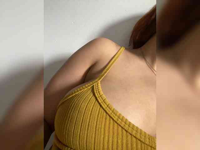 Allie-Rose webcam