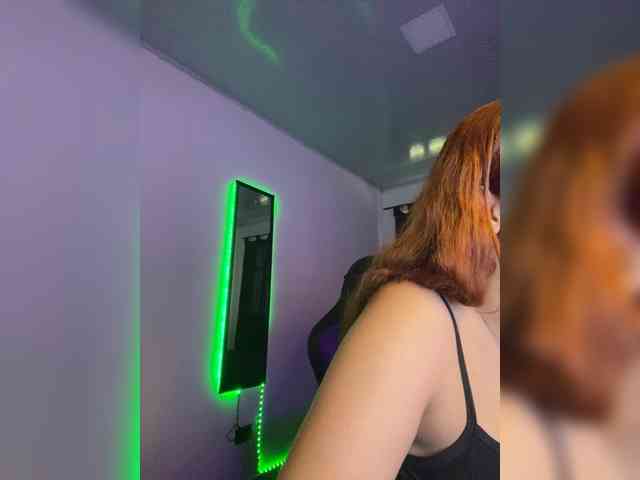 Allie-Rose webcam