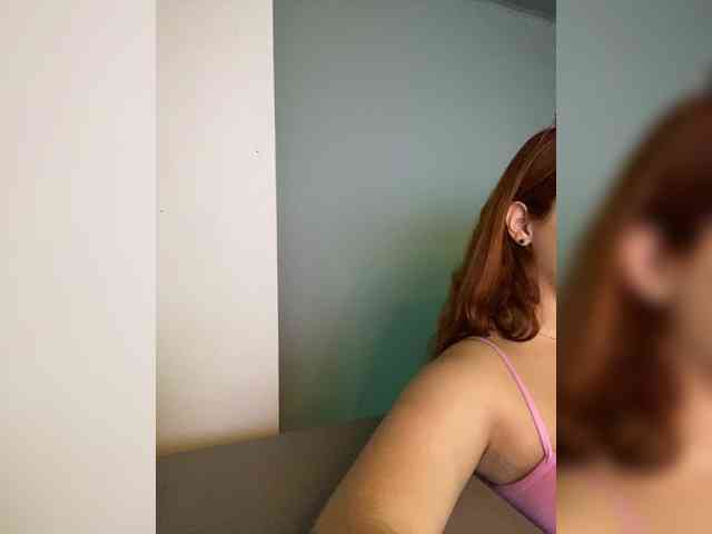 Allie-Rose webcam