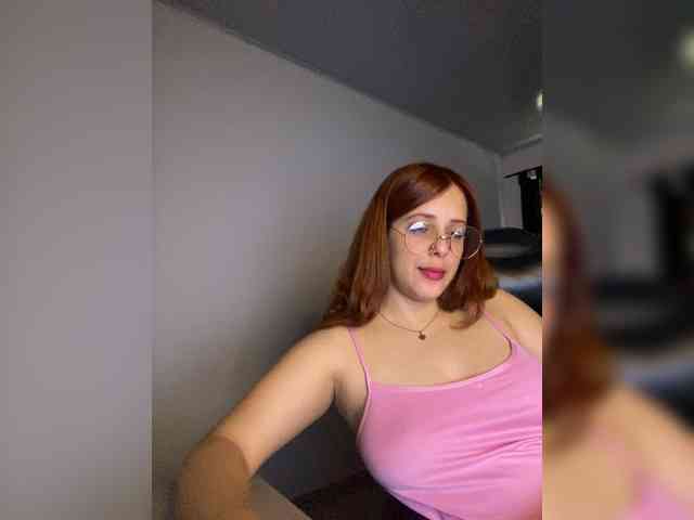 Allie-Rose webcam