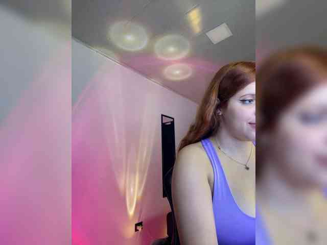 Allie-Rose webcam