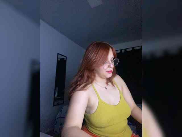 Allie-Rose webcam