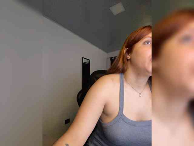 Allie-Rose webcam