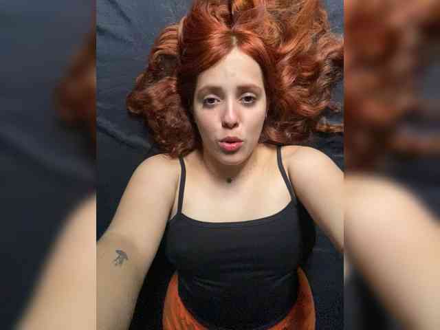Allie-Rose webcam