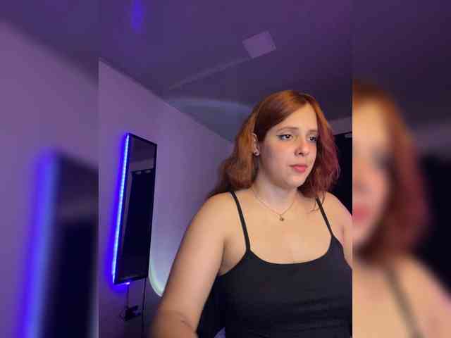 Allie-Rose webcam