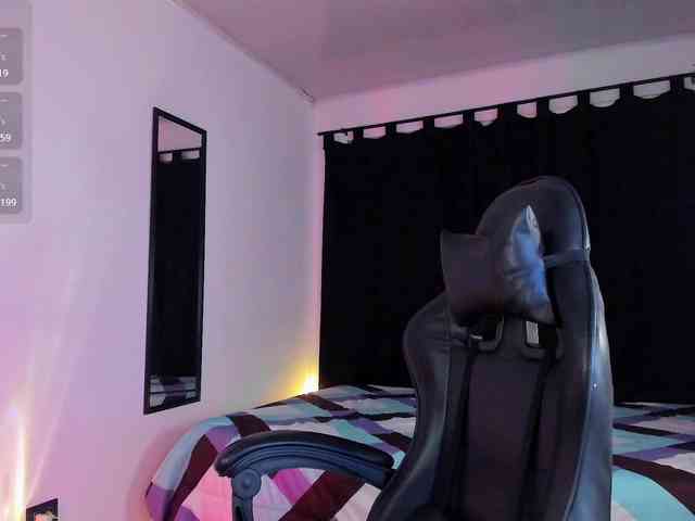 Allie-Rose webcam