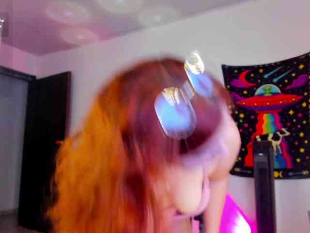 Allie-Rose webcam