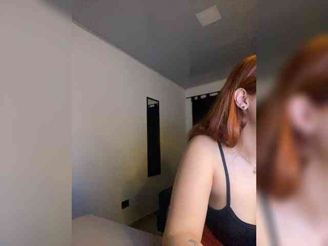 Allie-Rose webcam