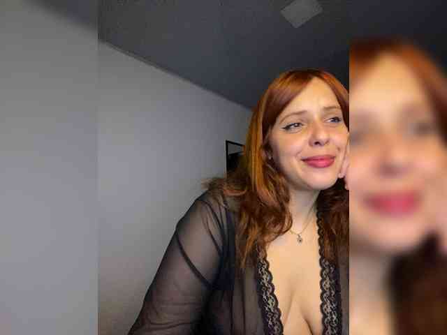 Allie-Rose webcam