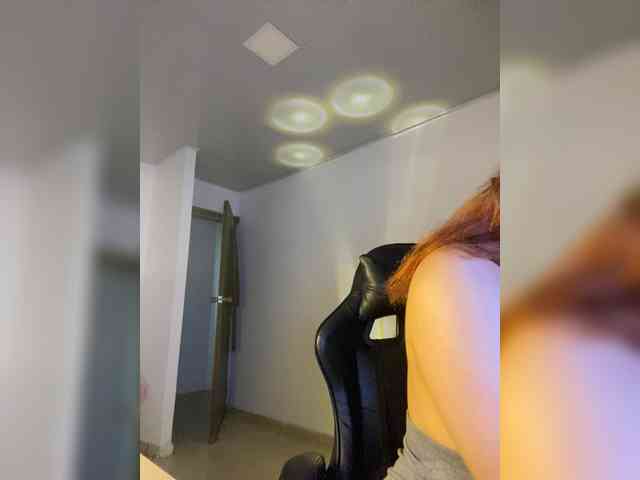 Allie-Rose webcam