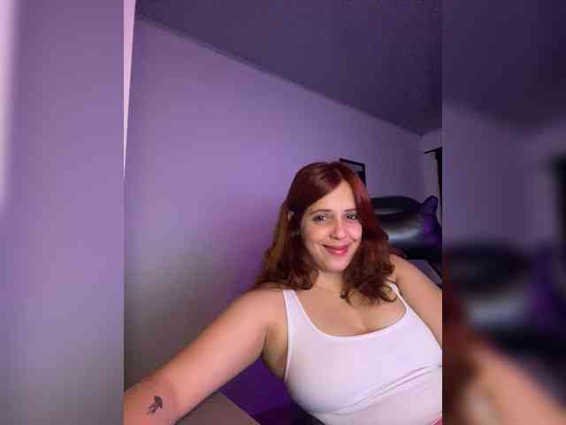 Allie-Rose webcam