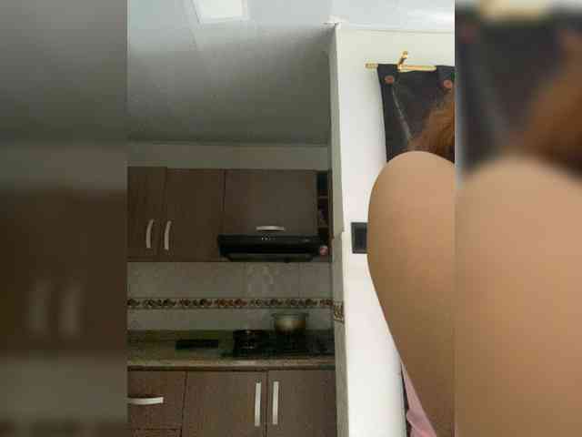 Allie-Rose webcam