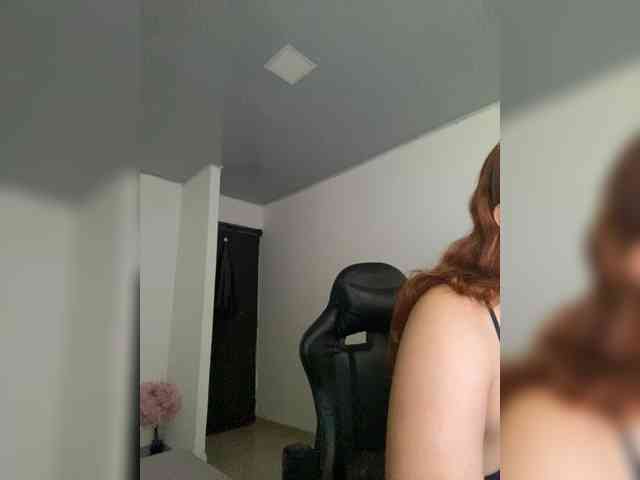 Allie-Rose webcam