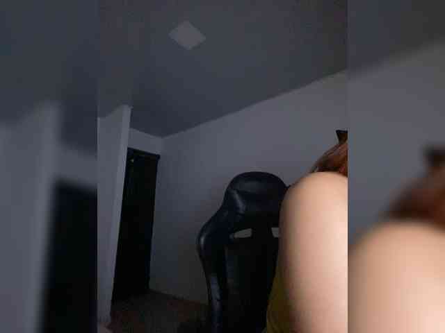 Allie-Rose webcam