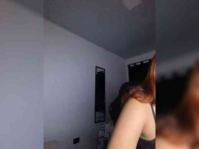 Allie-Rose webcam
