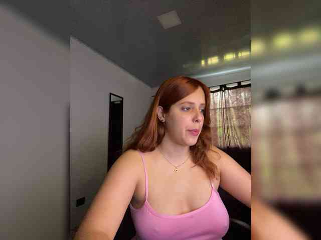 Allie-Rose webcam