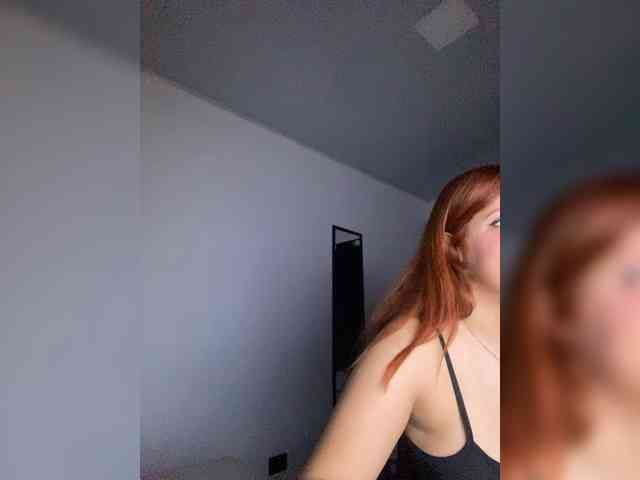 Allie-Rose webcam