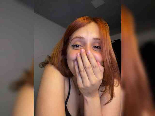 Allie-Rose webcam