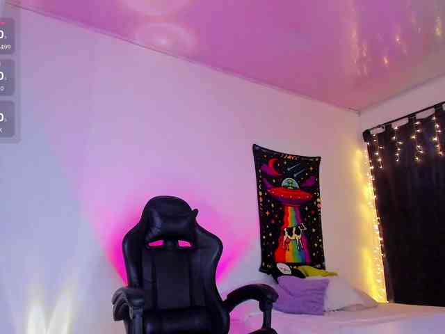 Allie-Rose webcam