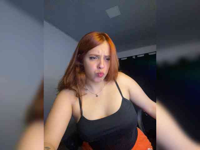 Allie-Rose webcam