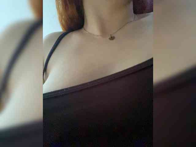 Allie-Rose webcam