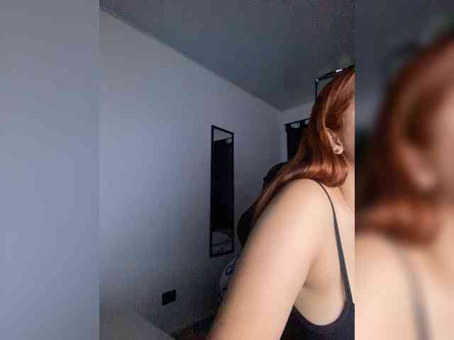Allie-Rose webcam