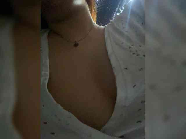 Allie-Rose webcam
