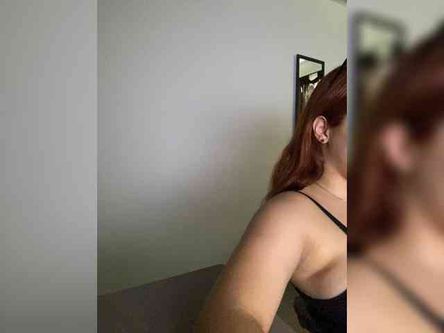 Allie-Rose webcam