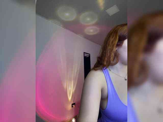 Allie-Rose webcam