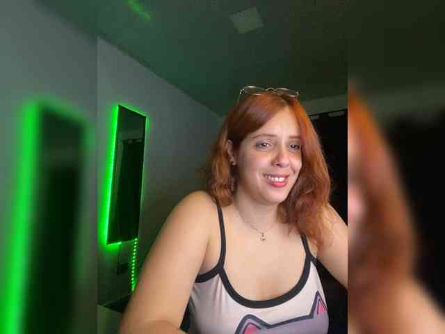 Allie-Rose webcam
