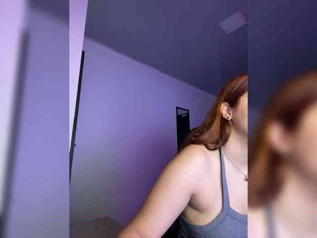 Allie-Rose webcam