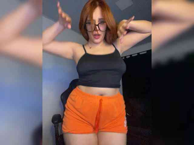 Allie-Rose webcam