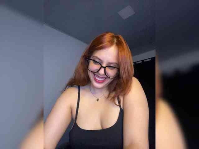 Allie-Rose webcam
