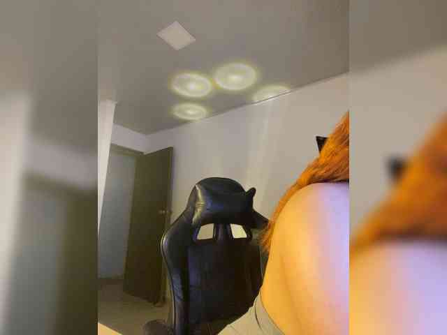 Allie-Rose webcam