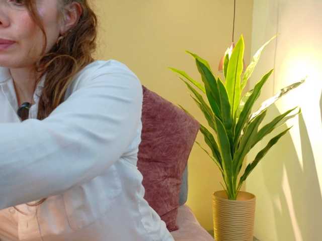 Quinn-Darly, live now on BongaCams