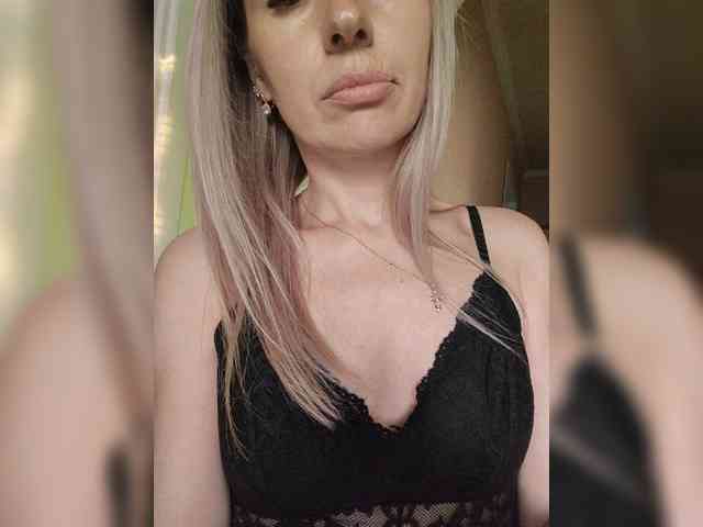 Treasure_Girl webcam