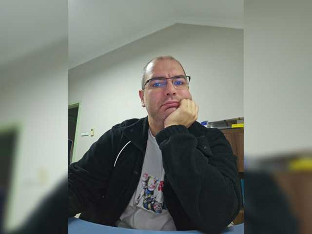 Andrew19005