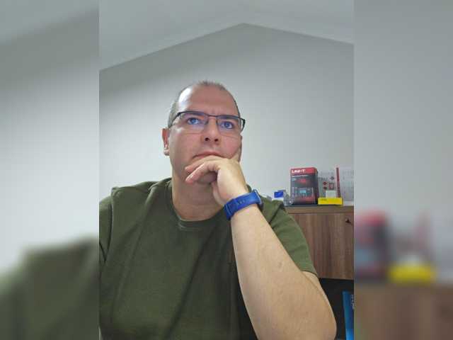 Andrew19005