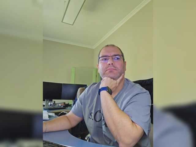 Andrew19005