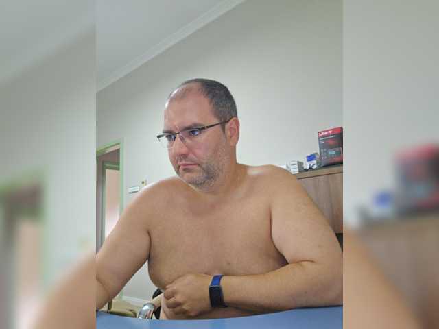 Andrew19005