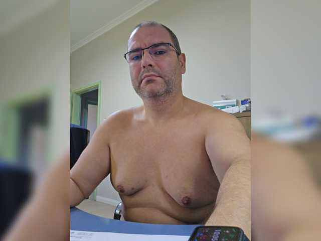 Andrew19005