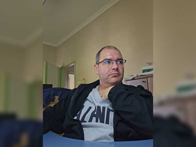 Andrew19005