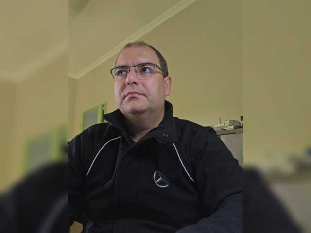Andrew19005
