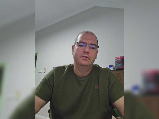 Andrew19005