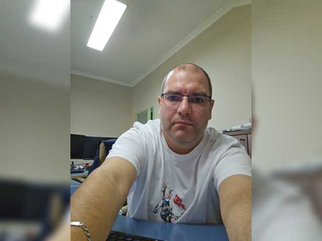 Andrew19005