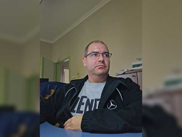 Andrew19005