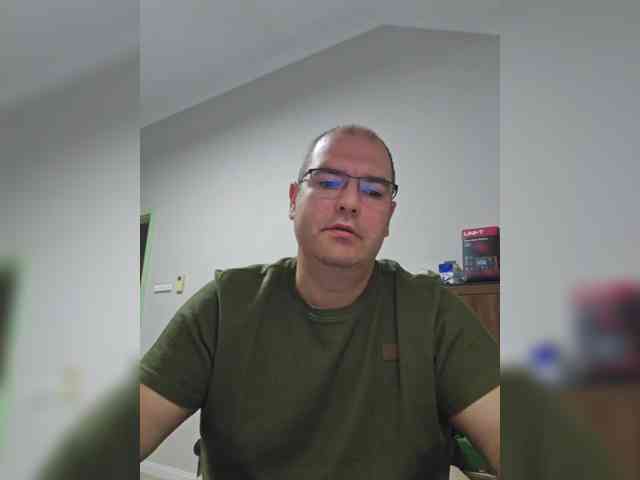 Andrew19005 Andrew19005