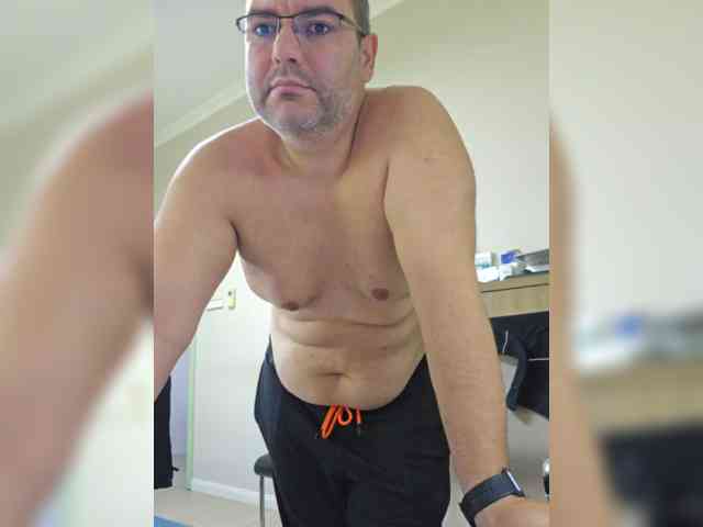 Andrew19005