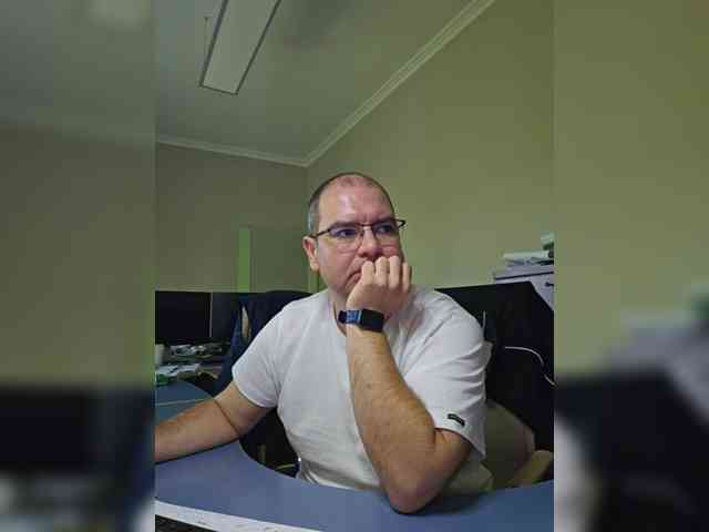 Andrew19005