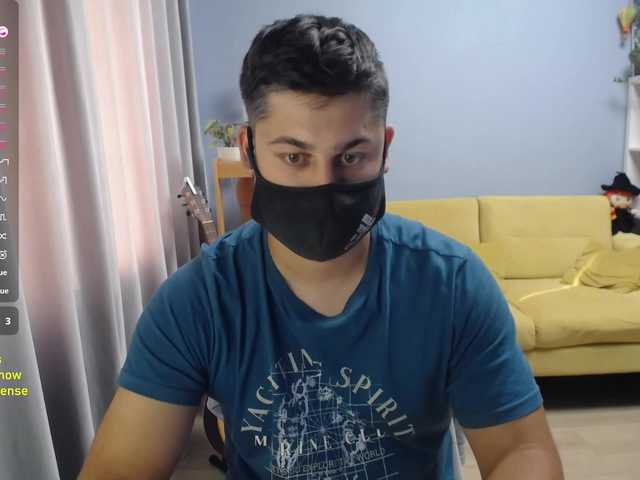 TomGuys live webcam show